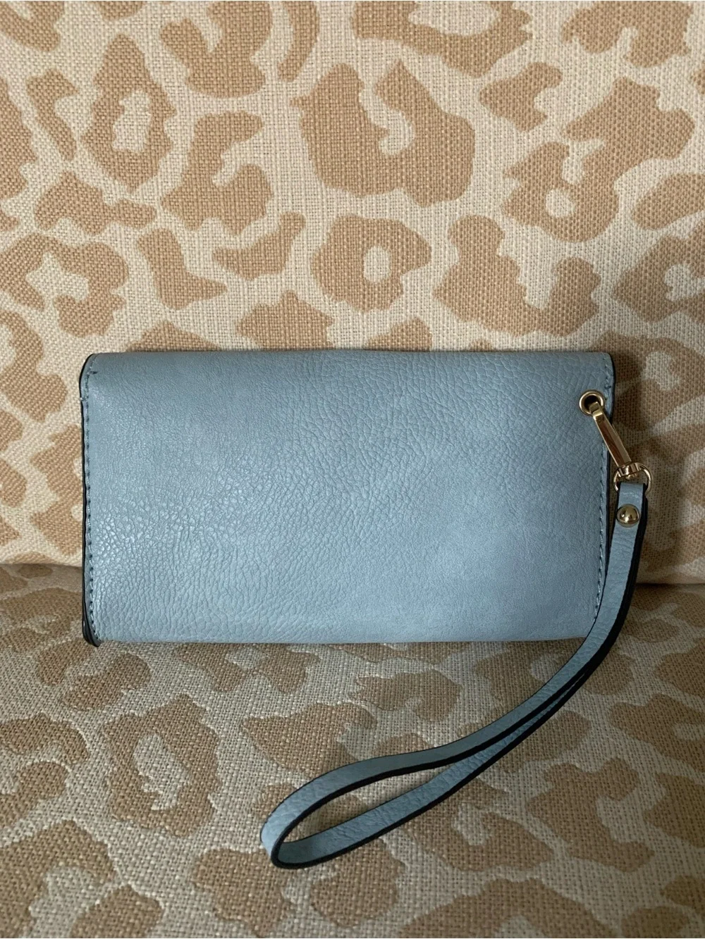 Light Blue Wristlet Clutch - Vegan Leather Like New!!